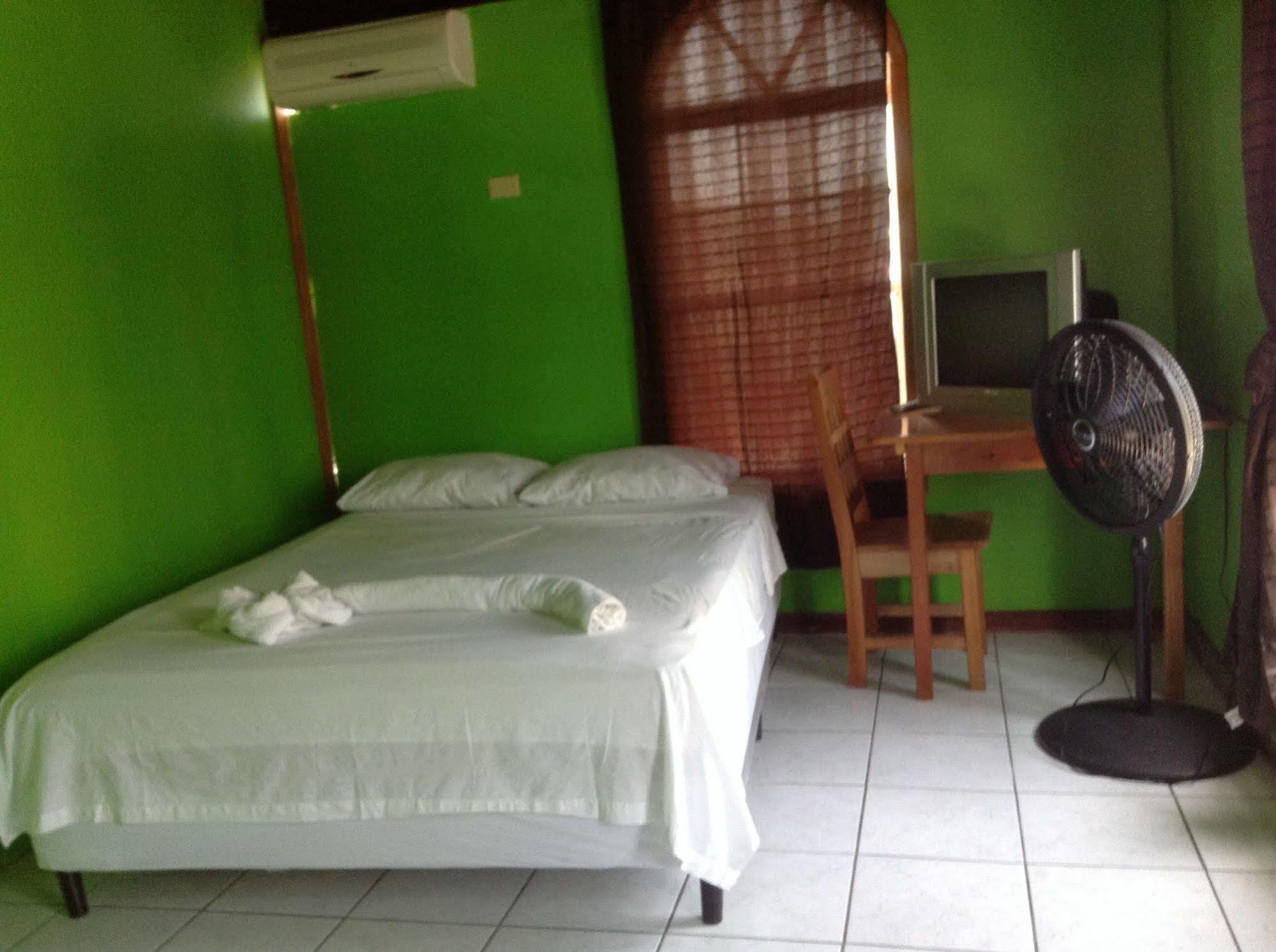 Amelia Guest House 산페드로 외부 사진